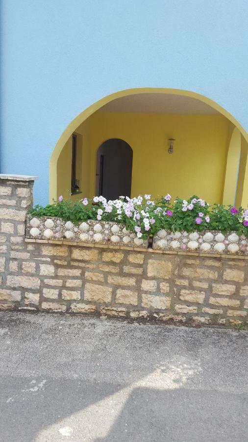 Apartments Ljubic Tar-Vabriga Exterior photo